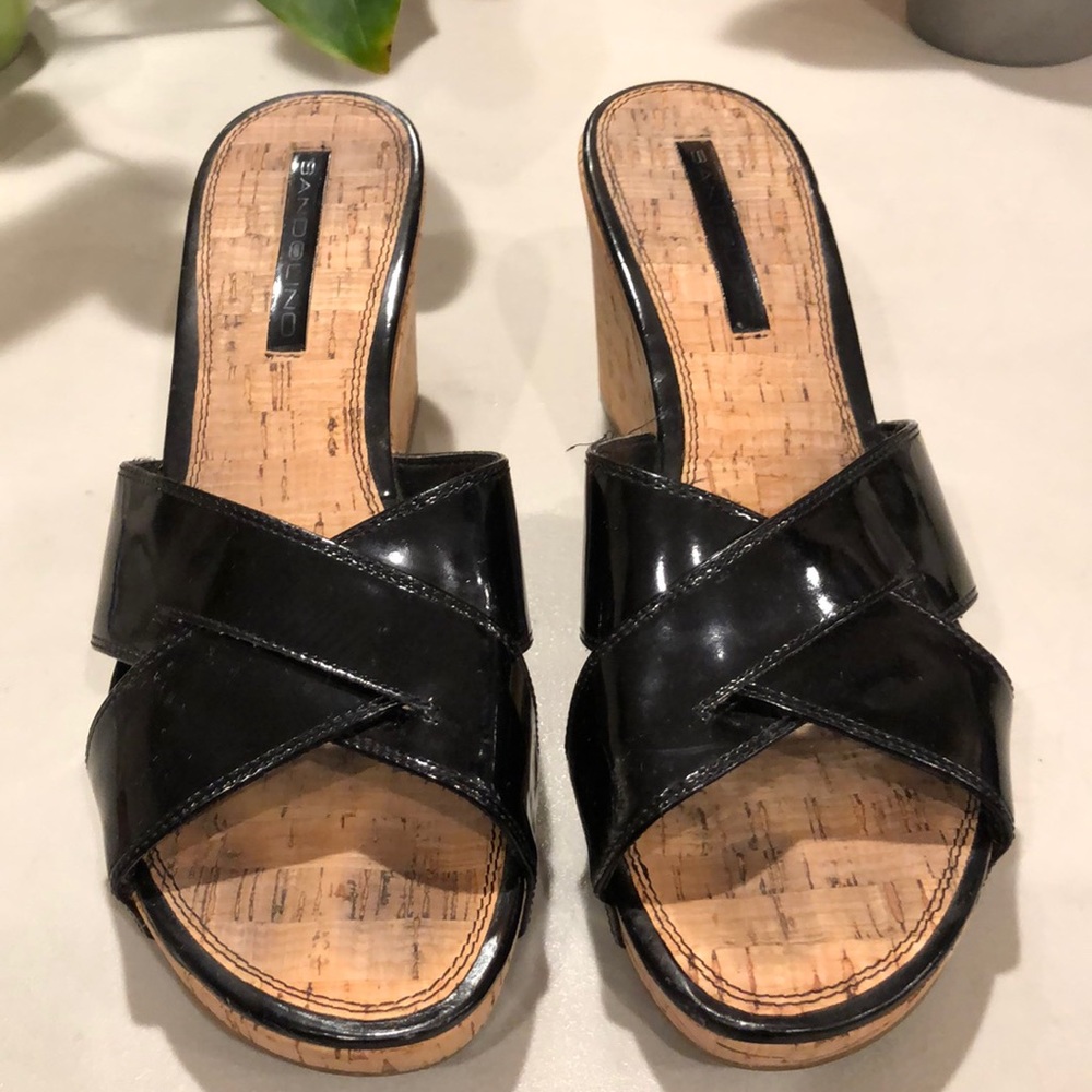 Bandolino black wedges
